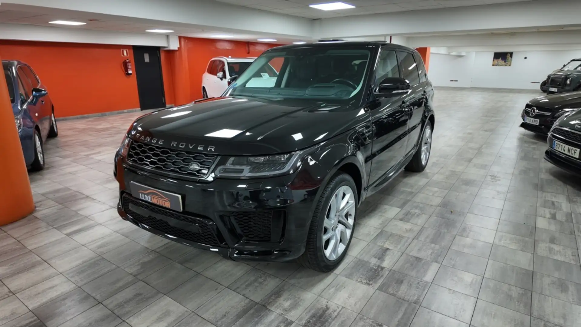 Land Rover Range Rover Sport 2.0 Si4 PHEV HSE Dynamic 404 Zwart - 1