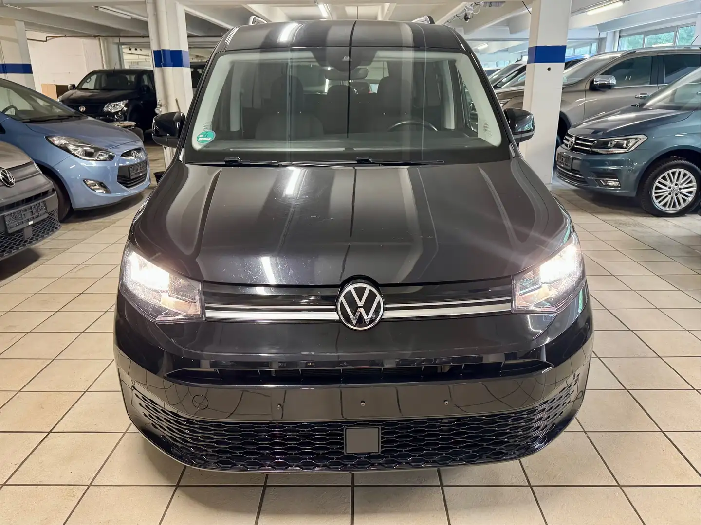 Volkswagen Caddy 2.0 TDI Life Maxi 7-Sitzer Navi, AHK Nero - 2