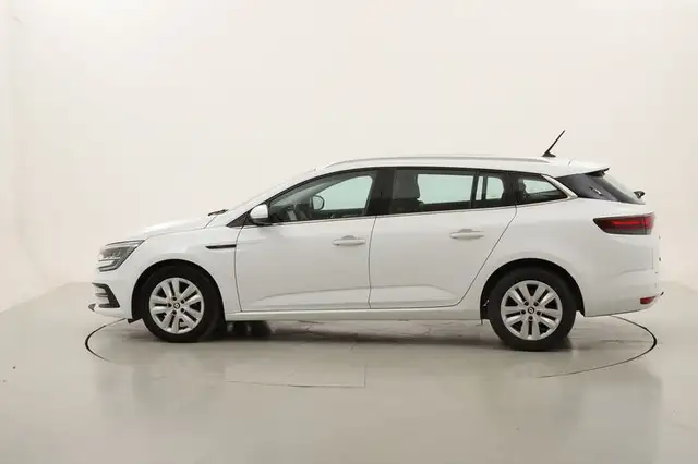 Renault Megane view 2