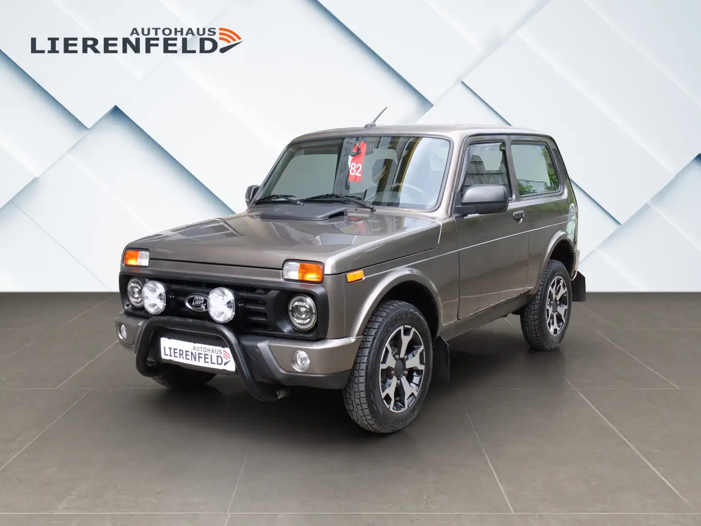 Lada Niva 1.7 Klima Alu Mega Optik 1.Hand Braun - 1