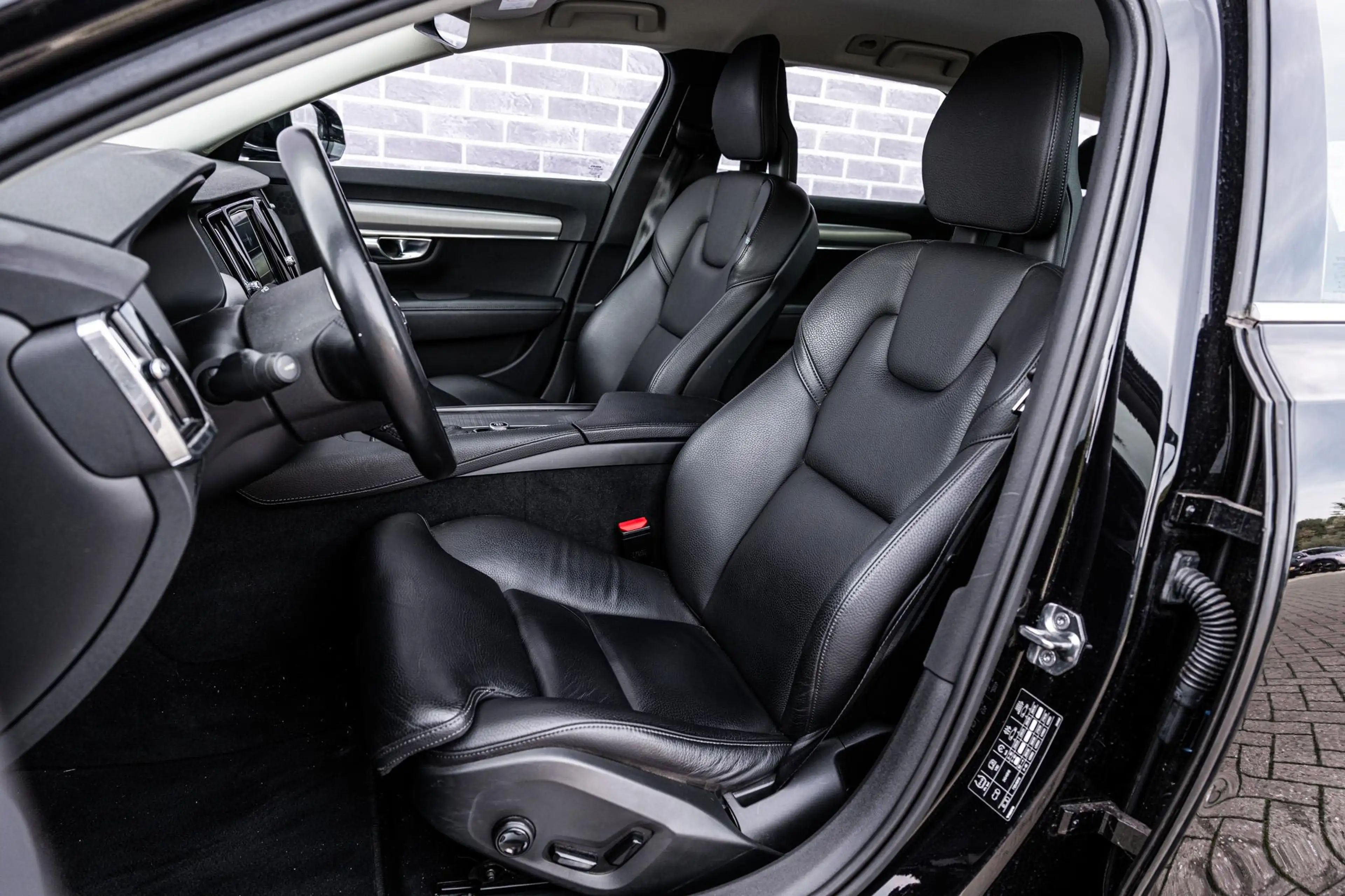 Volvo V90 2.0 T4 Momentum | Trekhaak | Standkachel | Stoel/s — photo 6