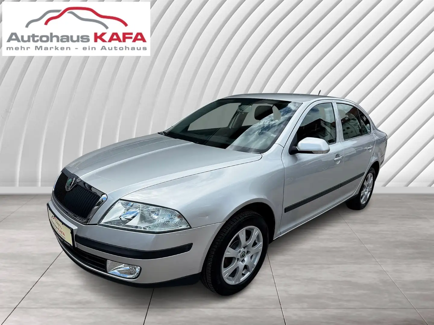 Skoda Octavia Ambiente**1.HAND/NAVI/PDC/KLIMA** Argent - 2