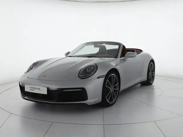 Porsche 992 cabrio 3.0 carrera auto