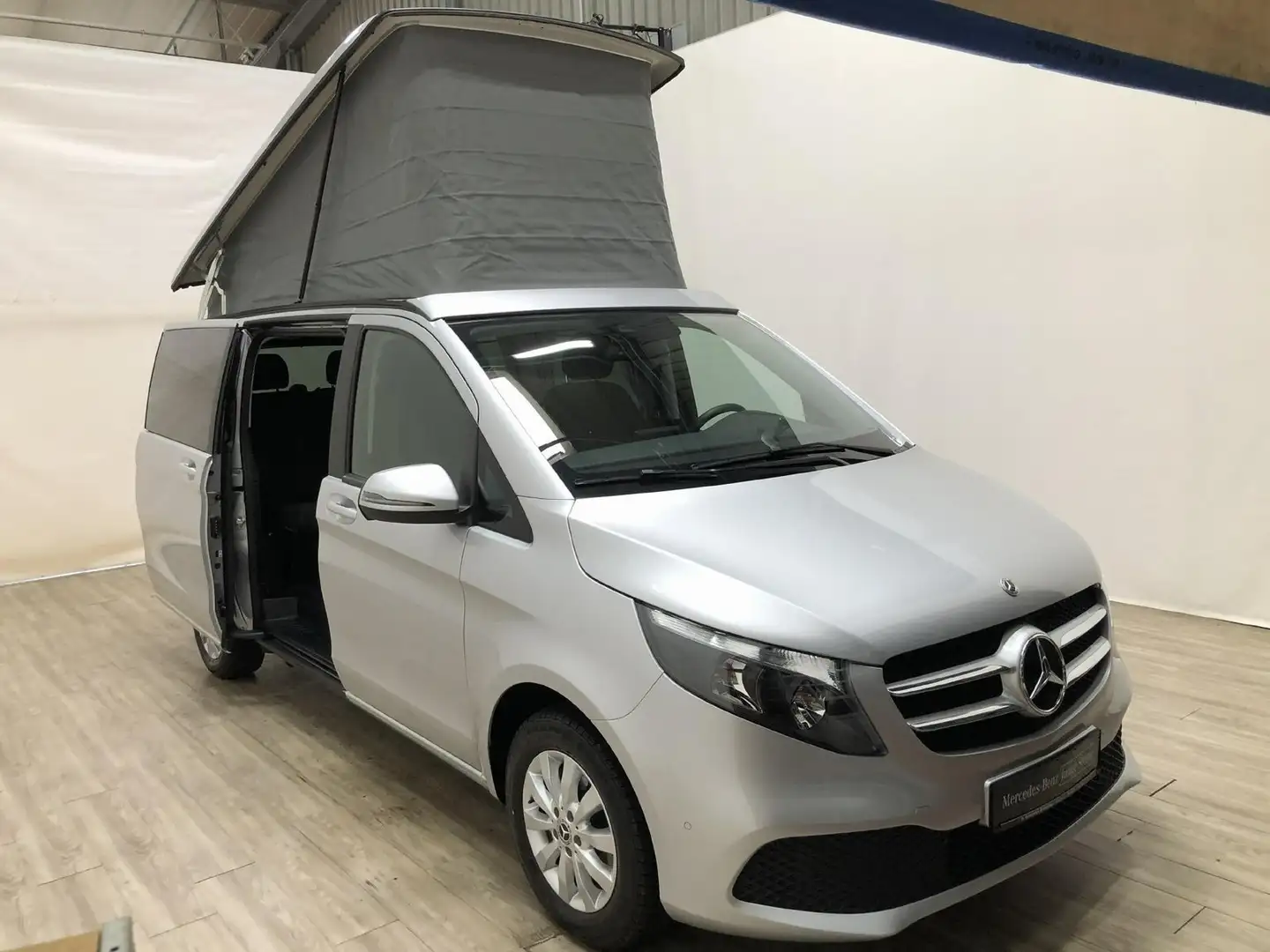 Mercedes-Benz Marco Polo V 220 d Marco Polo HORIZON *Navi*AHK*Kamera*PTS* Серебристый - 2