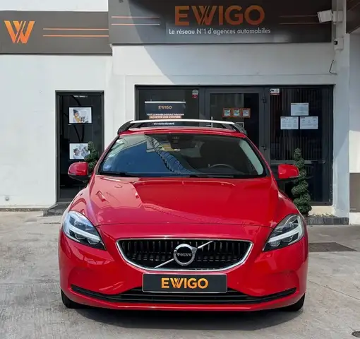 Volvo V40 view 7