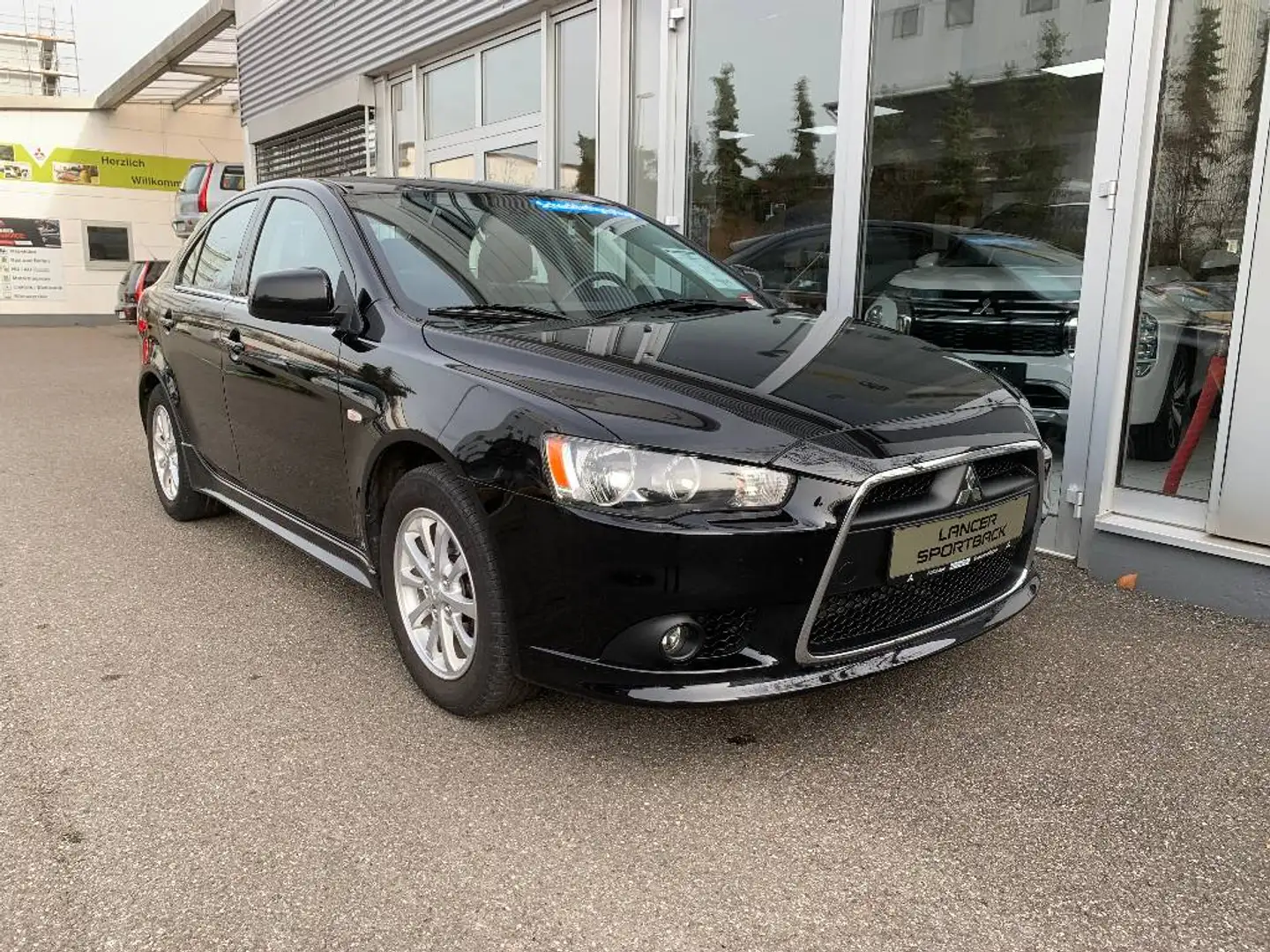 Mitsubishi Lancer SB 1,8 MPI Intense Schwarz - 1
