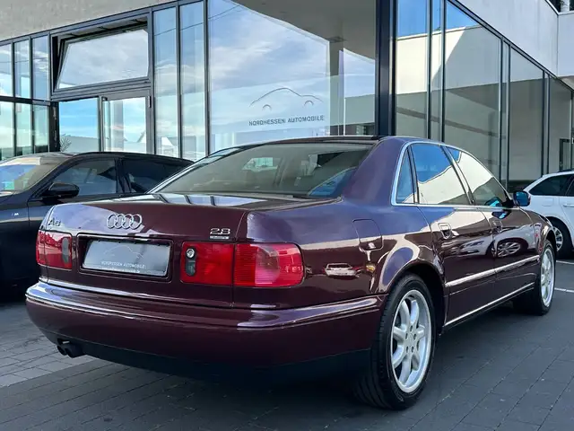 Audi A8 view 4