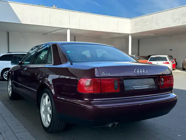 Audi A8 view 3