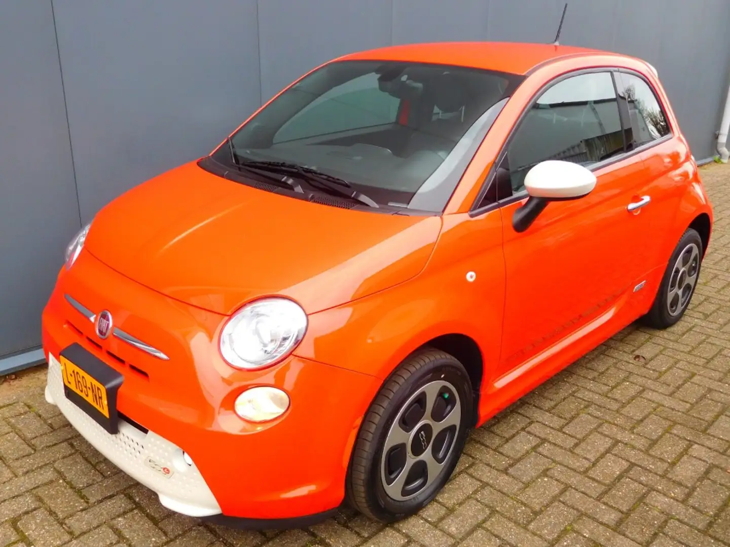 Fiat 500e 24 KWH Carplay Stoelverwarming Stoelverwarming Aut Oranje - 2