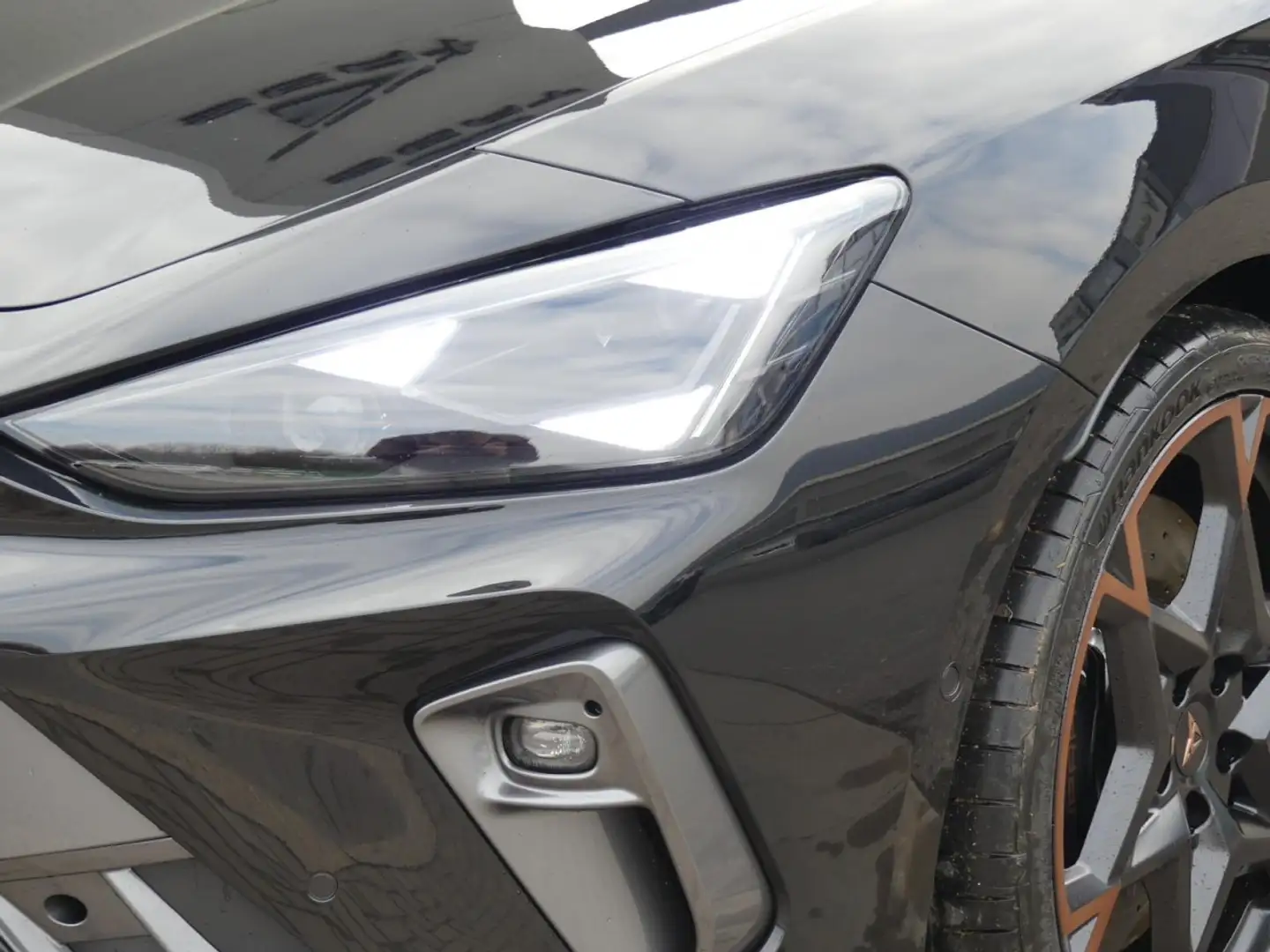 CUPRA Leon VZ TSI DSG Matrix Sennheiser Navi Klima Navi Schwarz - 2