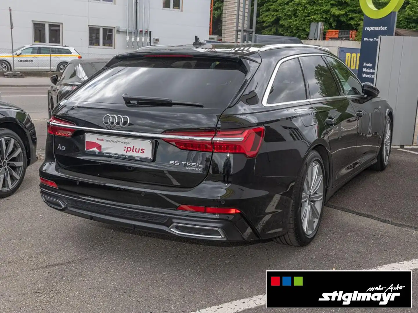 Audi A6 Avant sport S-line 55TFSIe quattro AHK+MATRIX Zwart - 2