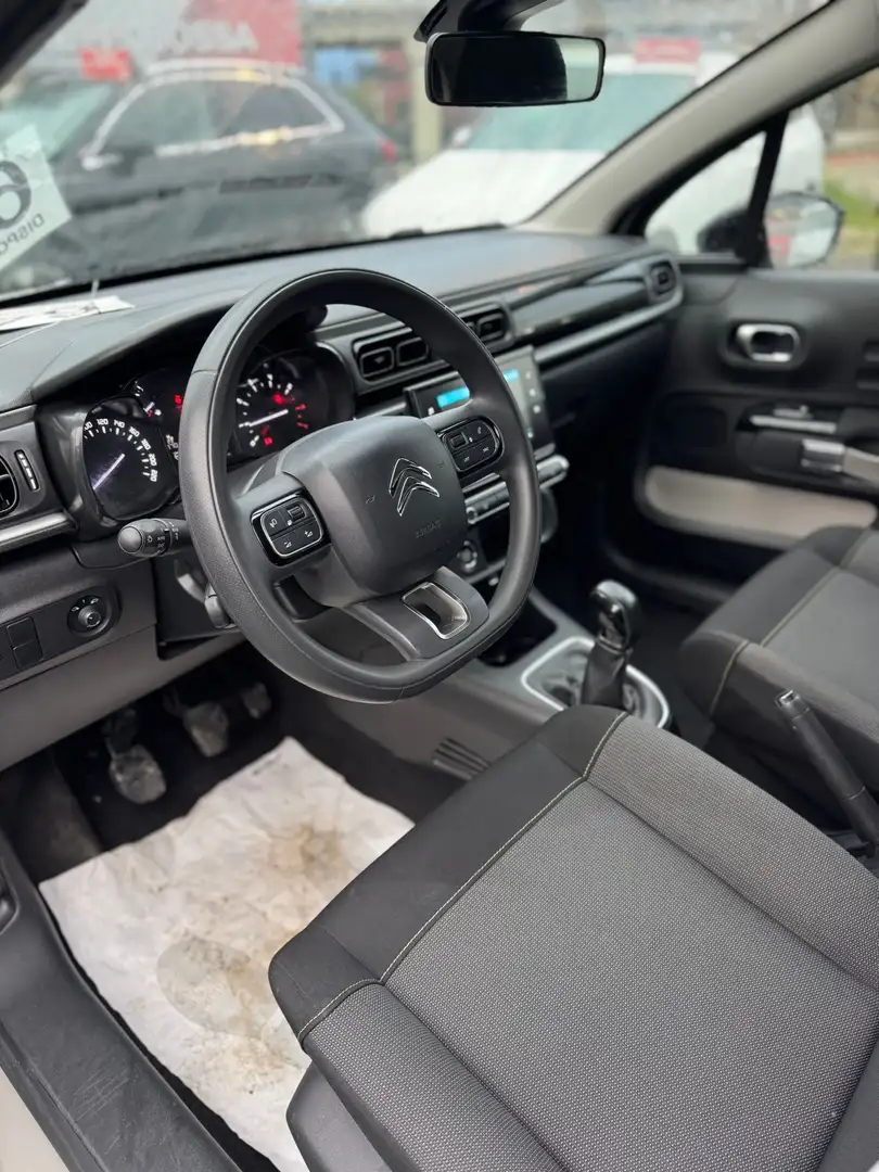 Citroen C3 1.2 puretech Shine s&s 83cv Beige - 2