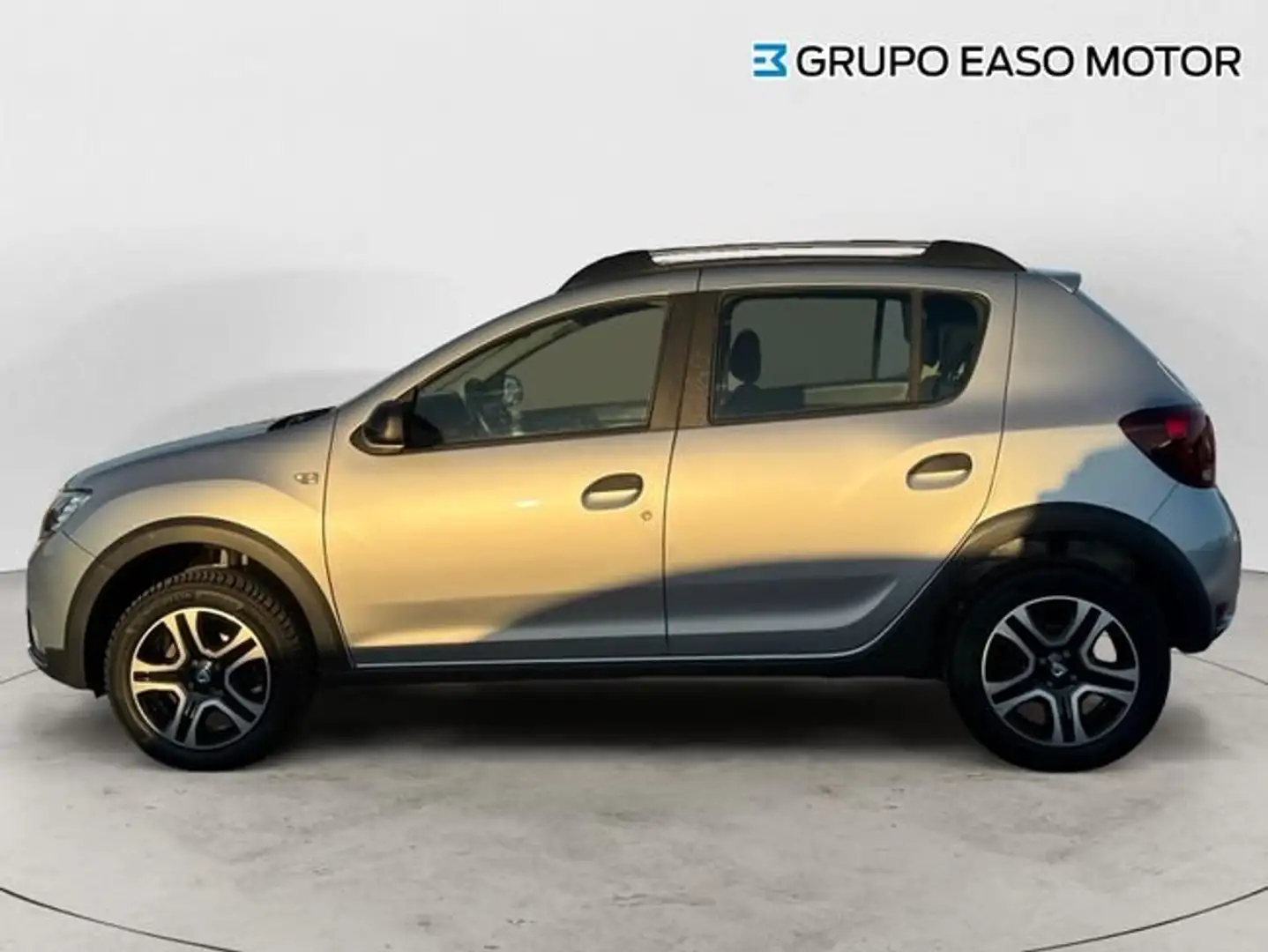 Dacia Sandero 1.5 BLUE DCI STEPWAY COMFORT 70KW 95 5P Gris - 2