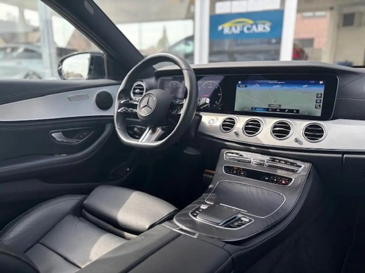Mercedes-Benz E-Class d AMG // FACELIFT // 360camera // GARANTIE // BTW!, миниатюра 13