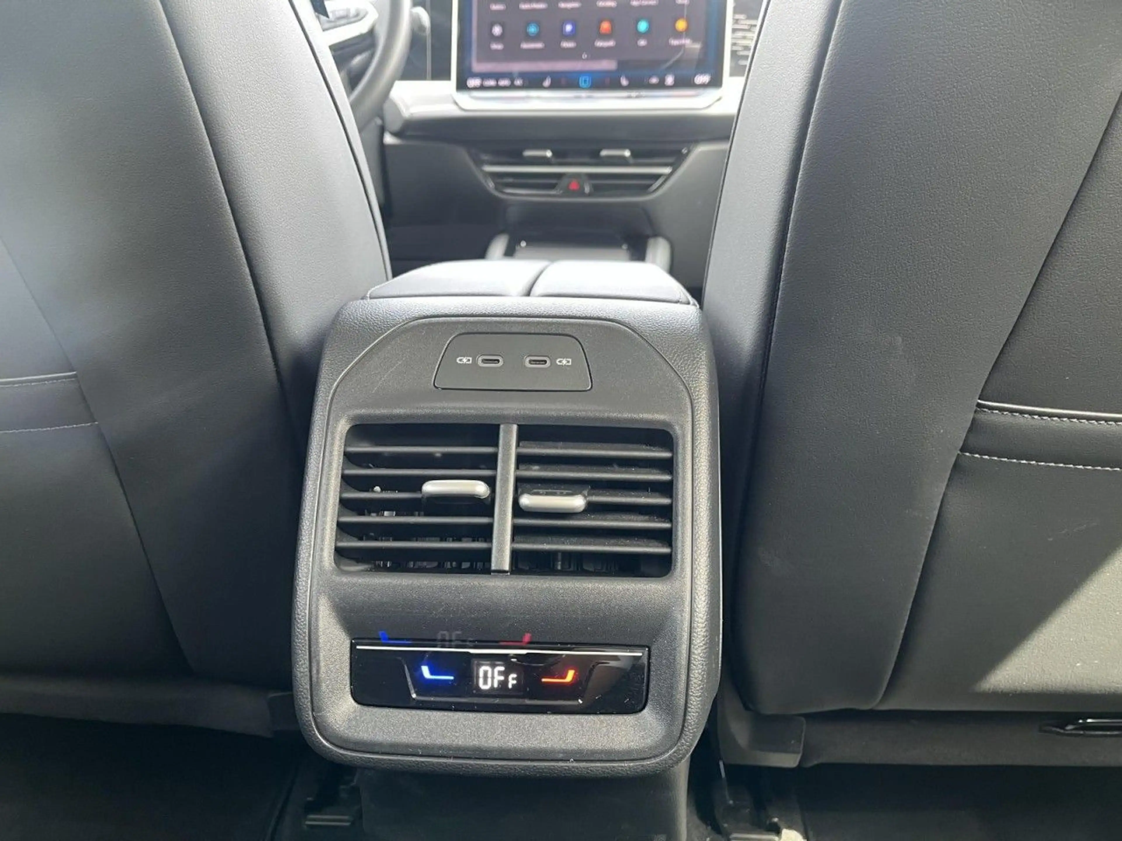 Volkswagen Passat Variant 2.0 TDI Elegance DSG (MatrixLED+N — photo 11