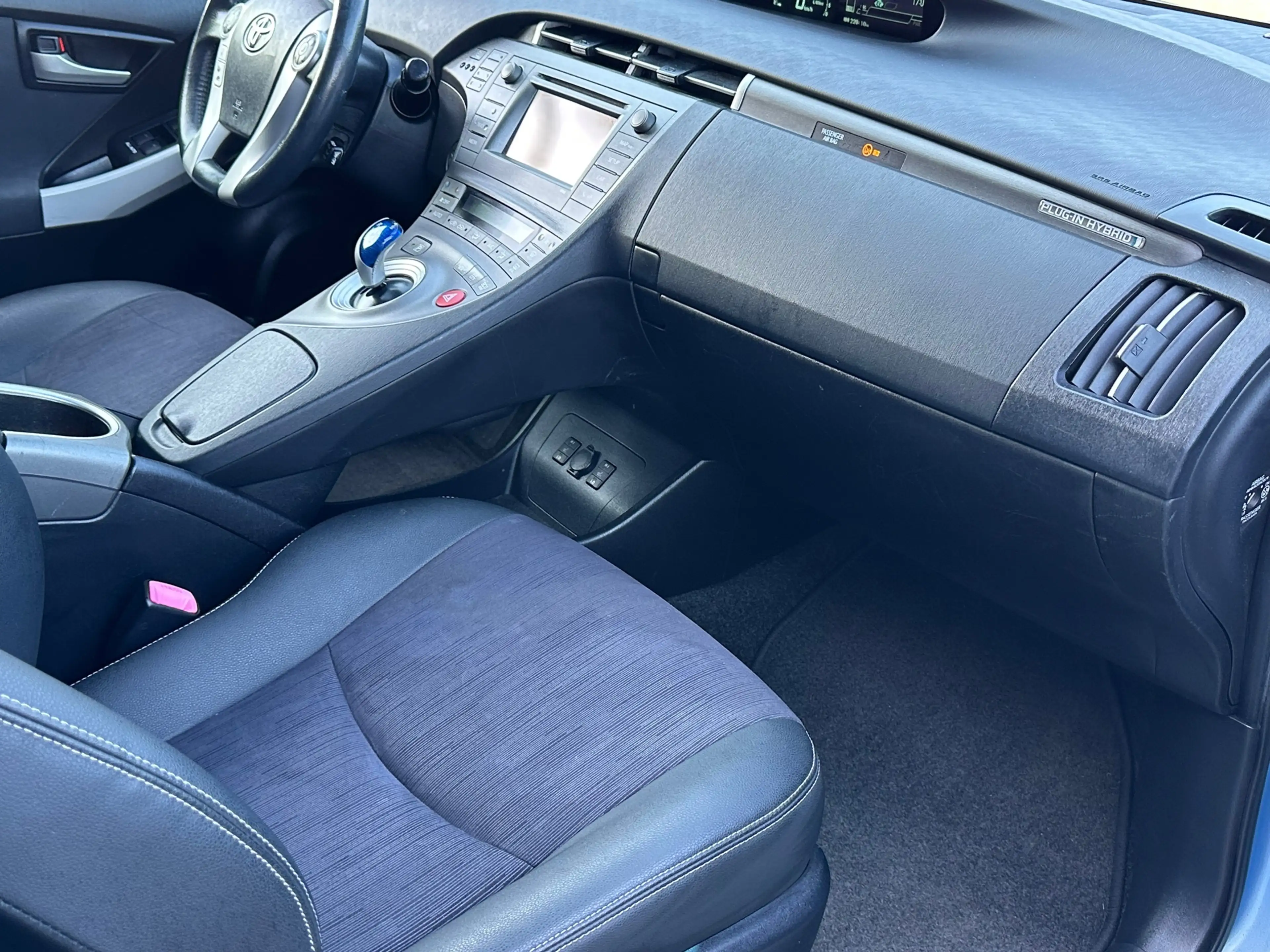 Toyota Prius 1.8 Plug-in Aspiration — photo 14