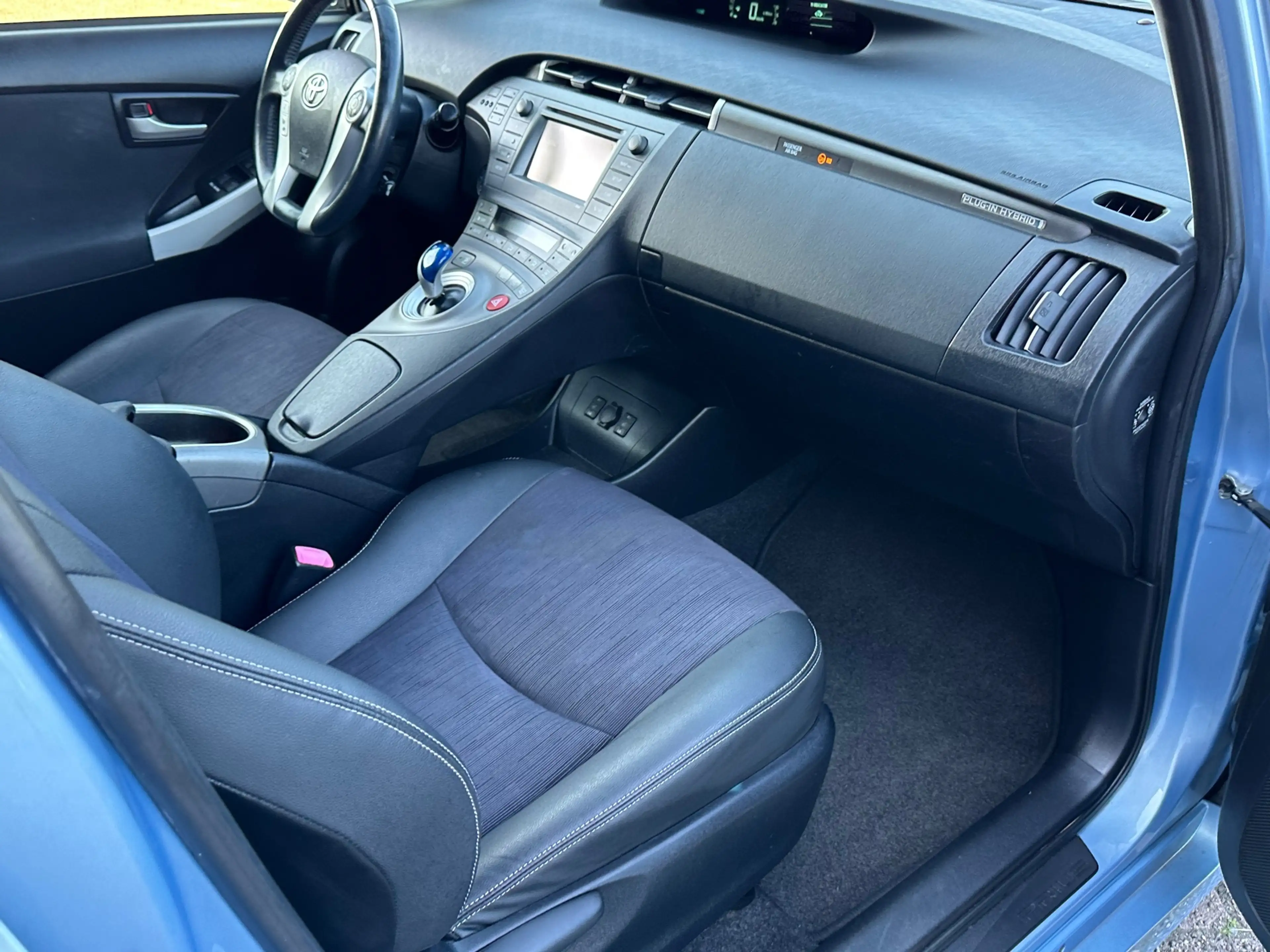 Toyota Prius 1.8 Plug-in Aspiration — photo 3