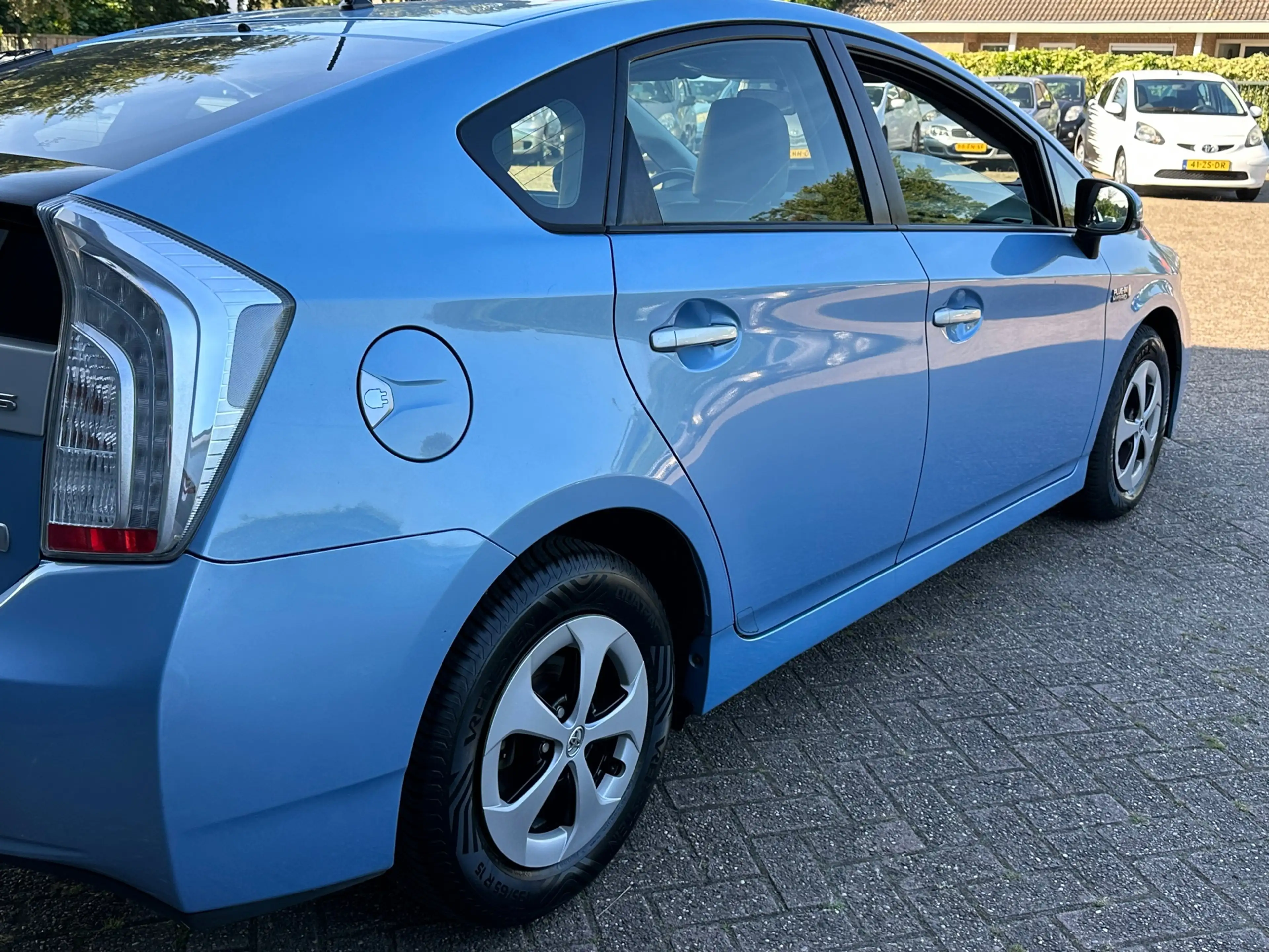 Toyota Prius 1.8 Plug-in Aspiration — photo 8