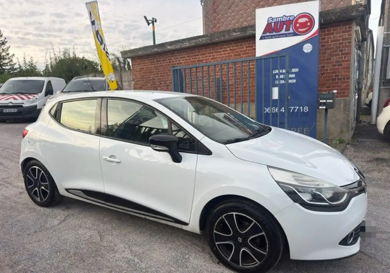 Renault Clio Citadine 5 portes — photo 2