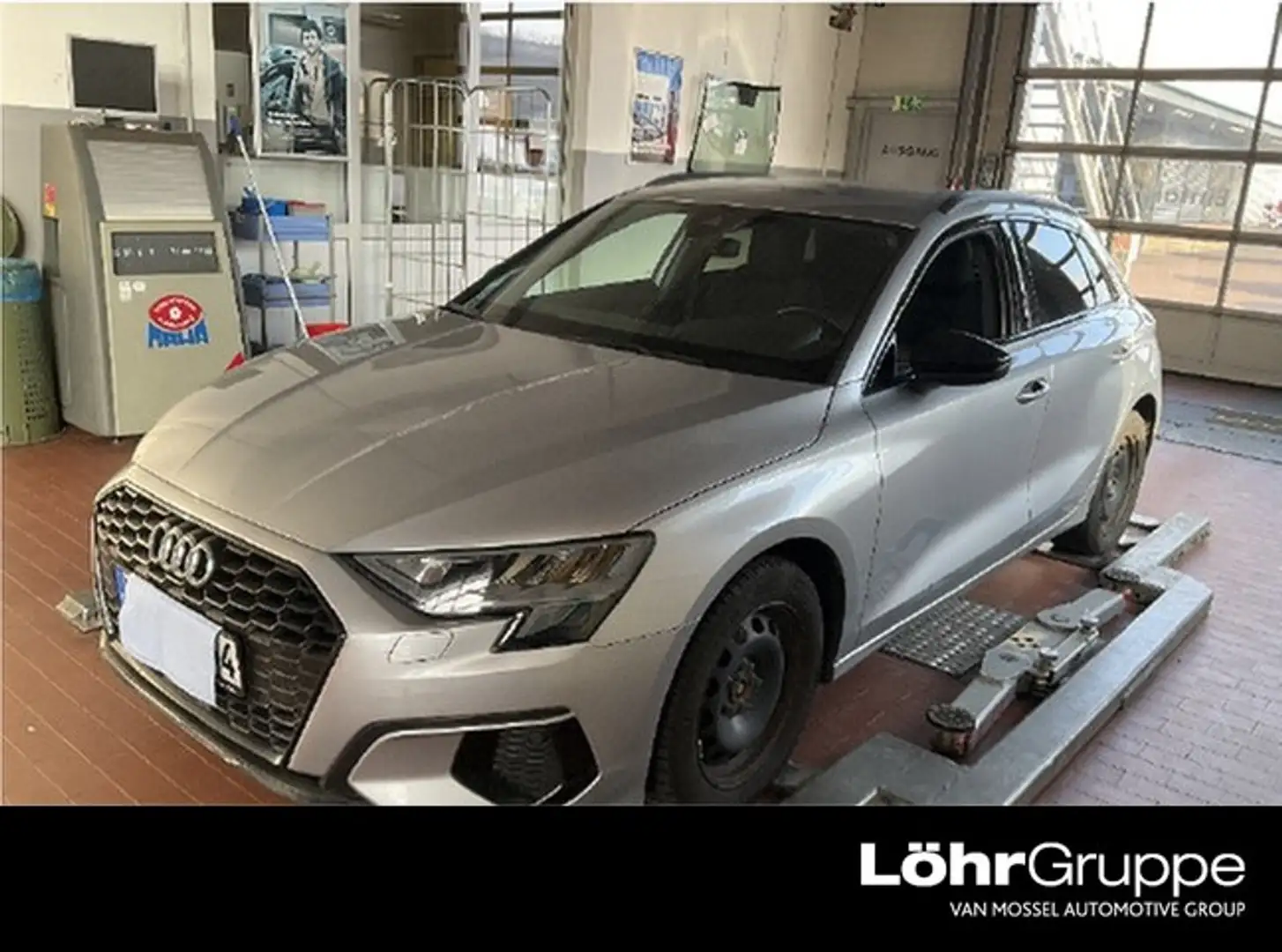 Audi A3 Sportback 30 TFSI advanced Rear-View Silber - 1