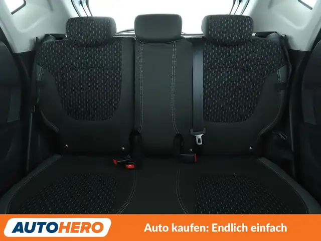 Renault Captur view 15