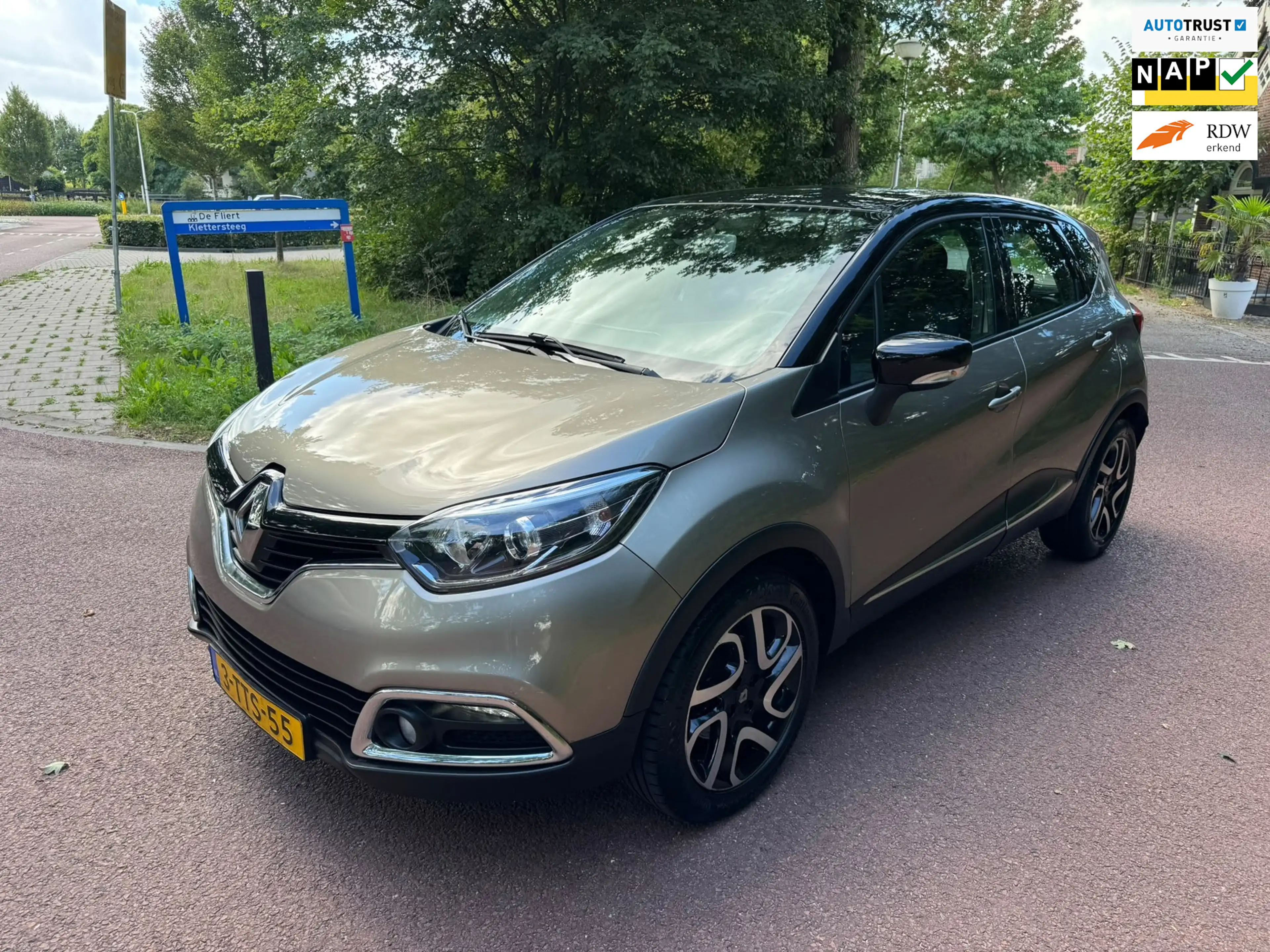 Renault Captur 1.2 TCe Dynamique / Navi / Camera / Automaat / led