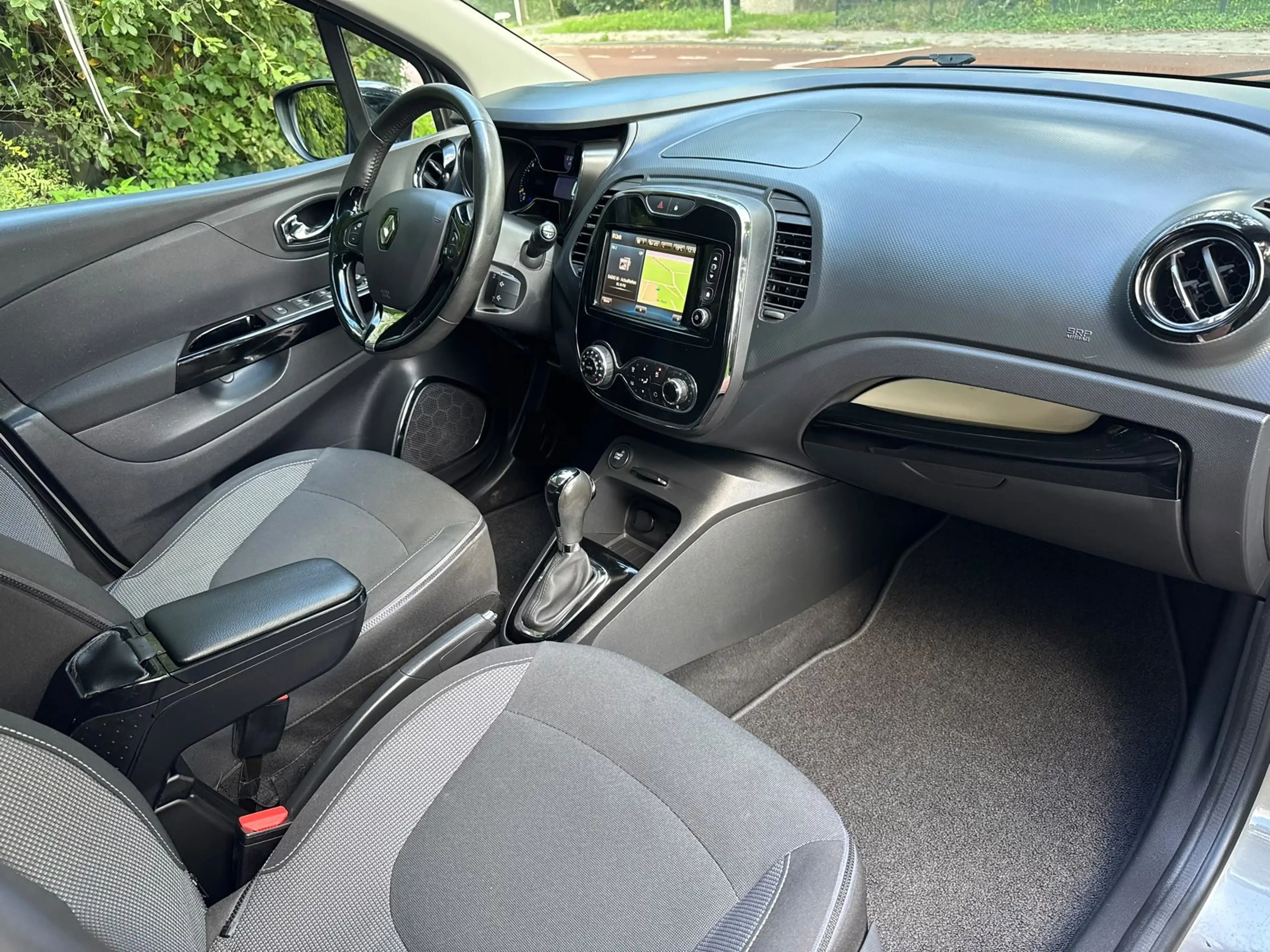 Renault Captur 1.2 TCe Dynamique / Navi / Camera / Automaat / led — photo 12