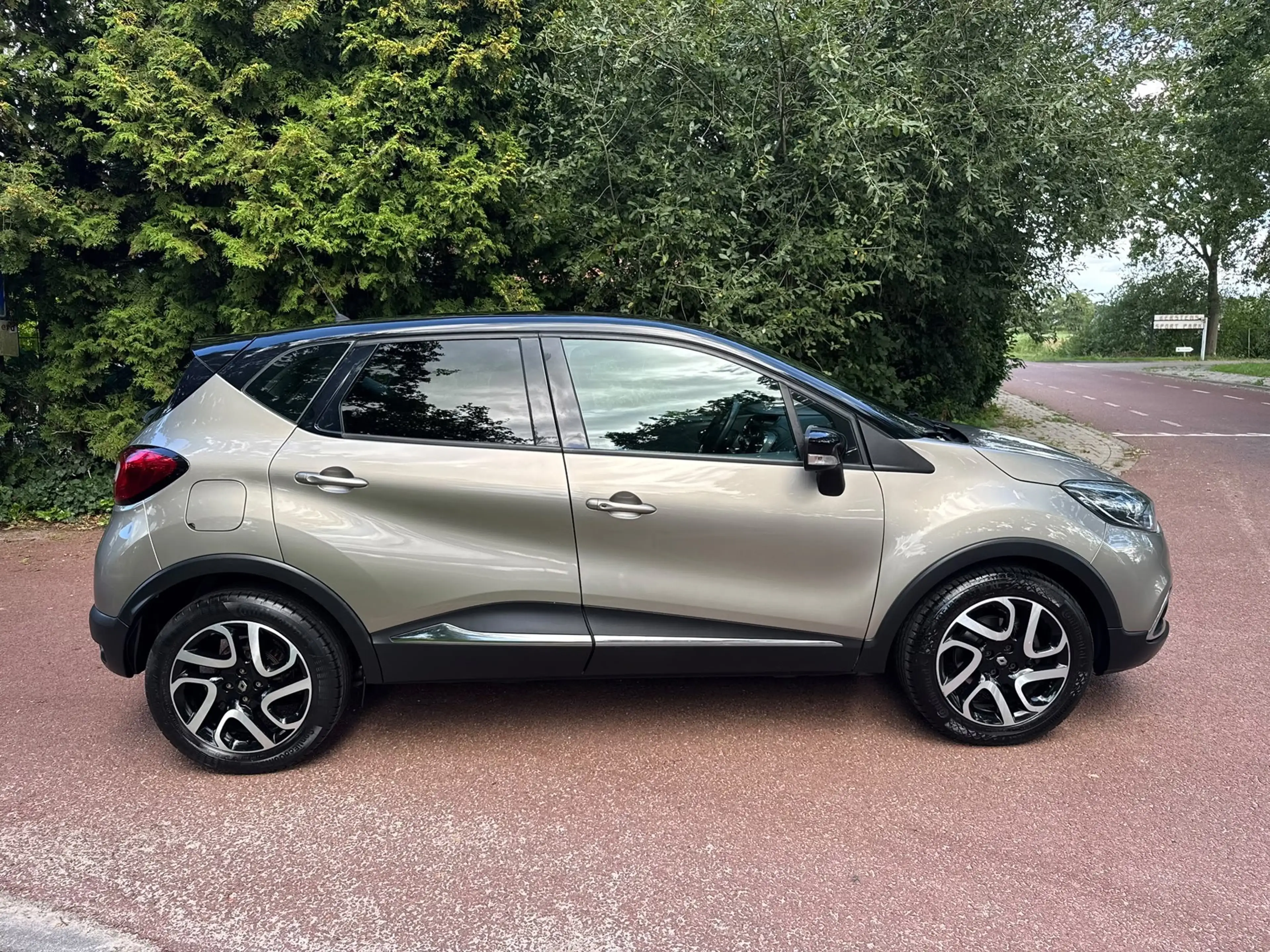 Renault Captur 1.2 TCe Dynamique / Navi / Camera / Automaat / led — photo 7