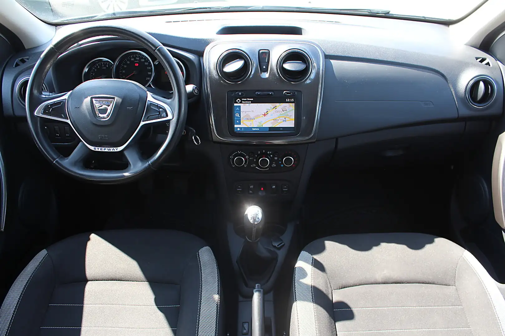 Dacia Sandero Stepway TCe 90 S&S Weiß - 2