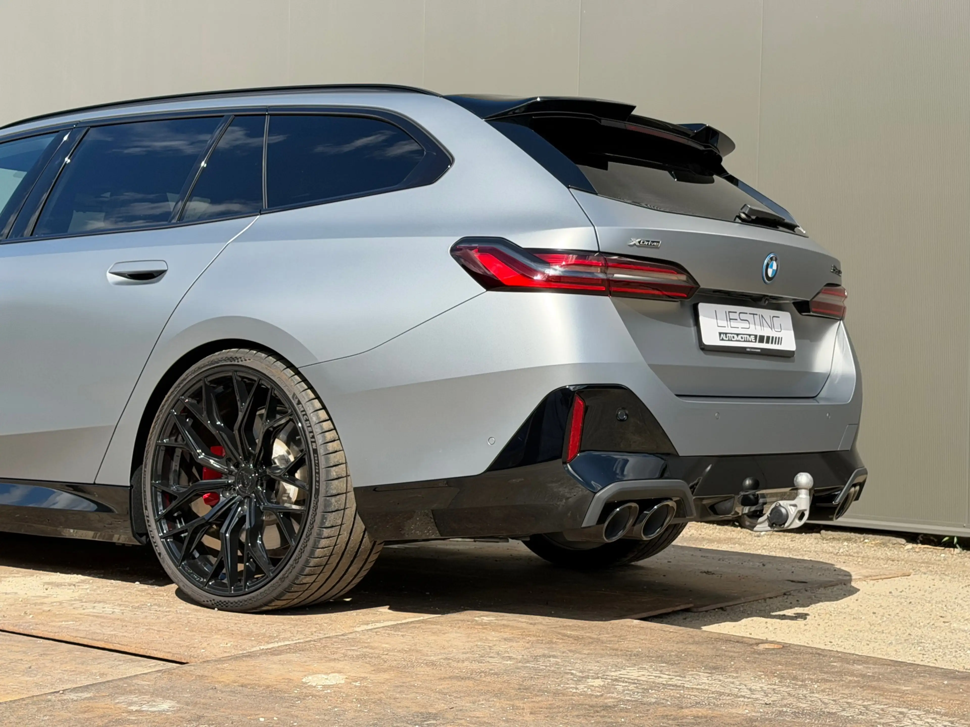 BMW 550 5-serie Touring 550e xDrive M-Sport Pro M-Seats B& — photo 6