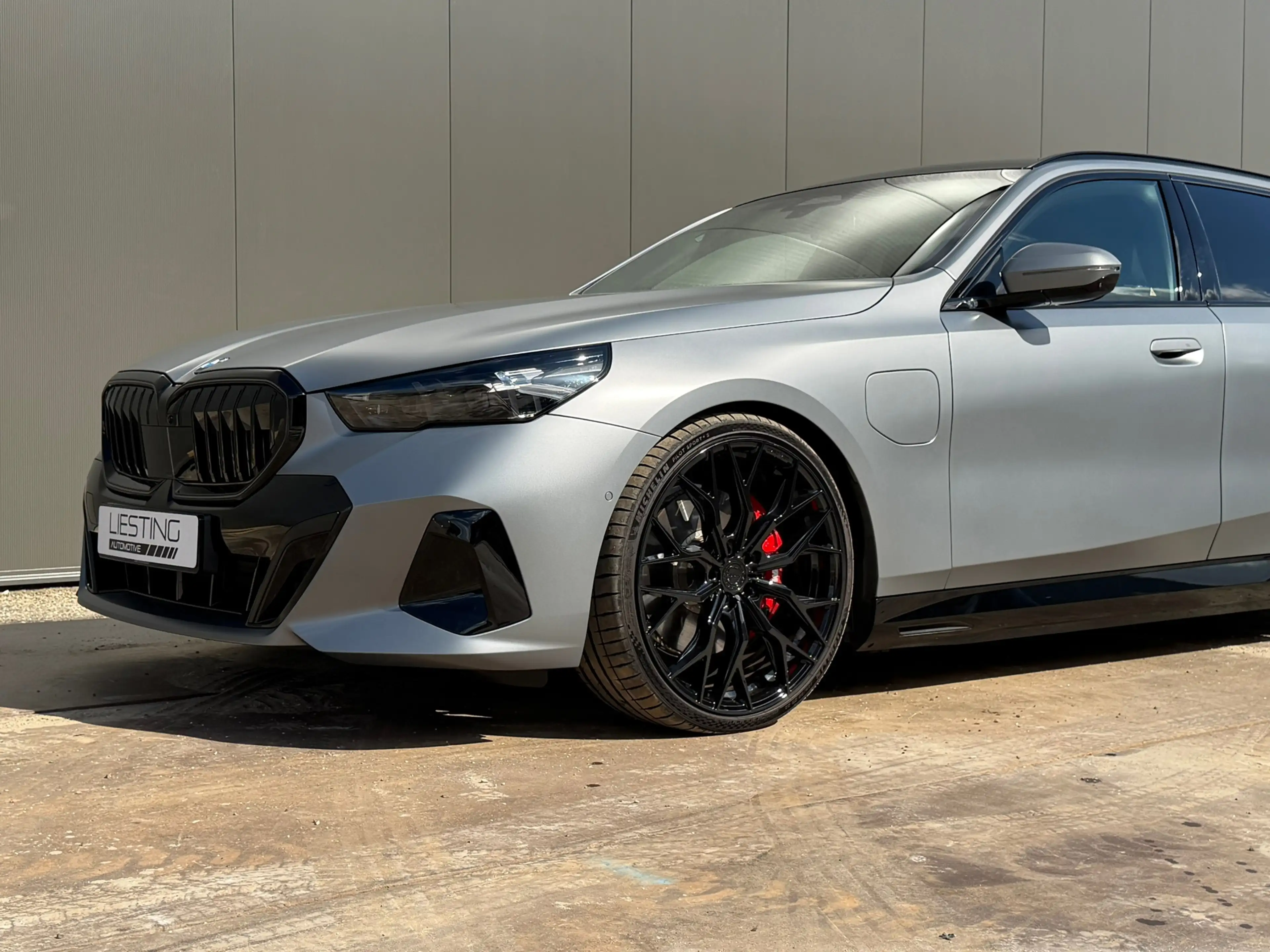 BMW 550 5-serie Touring 550e xDrive M-Sport Pro M-Seats B& — photo 5