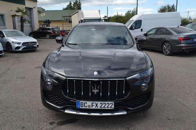 Maserati Levante Diesel 3.0 V6 Autom. Navi, Kamera, AHK
