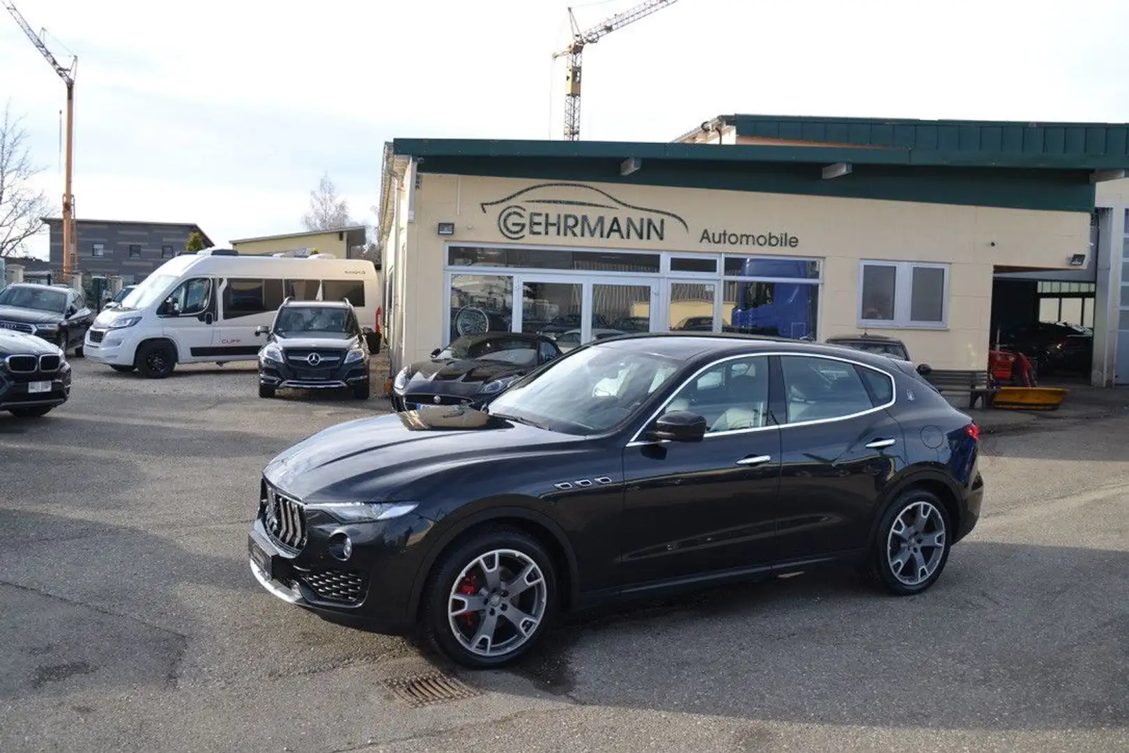 Maserati Levante Diesel 3.0 V6 Autom. Navi, Kamera, AHK Black - 1