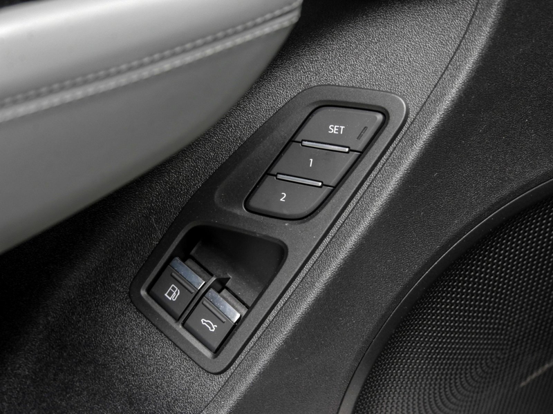 Audi Q3 Sportback e-hybrid S line Matrix SONOS Pano Nav... — photo 14