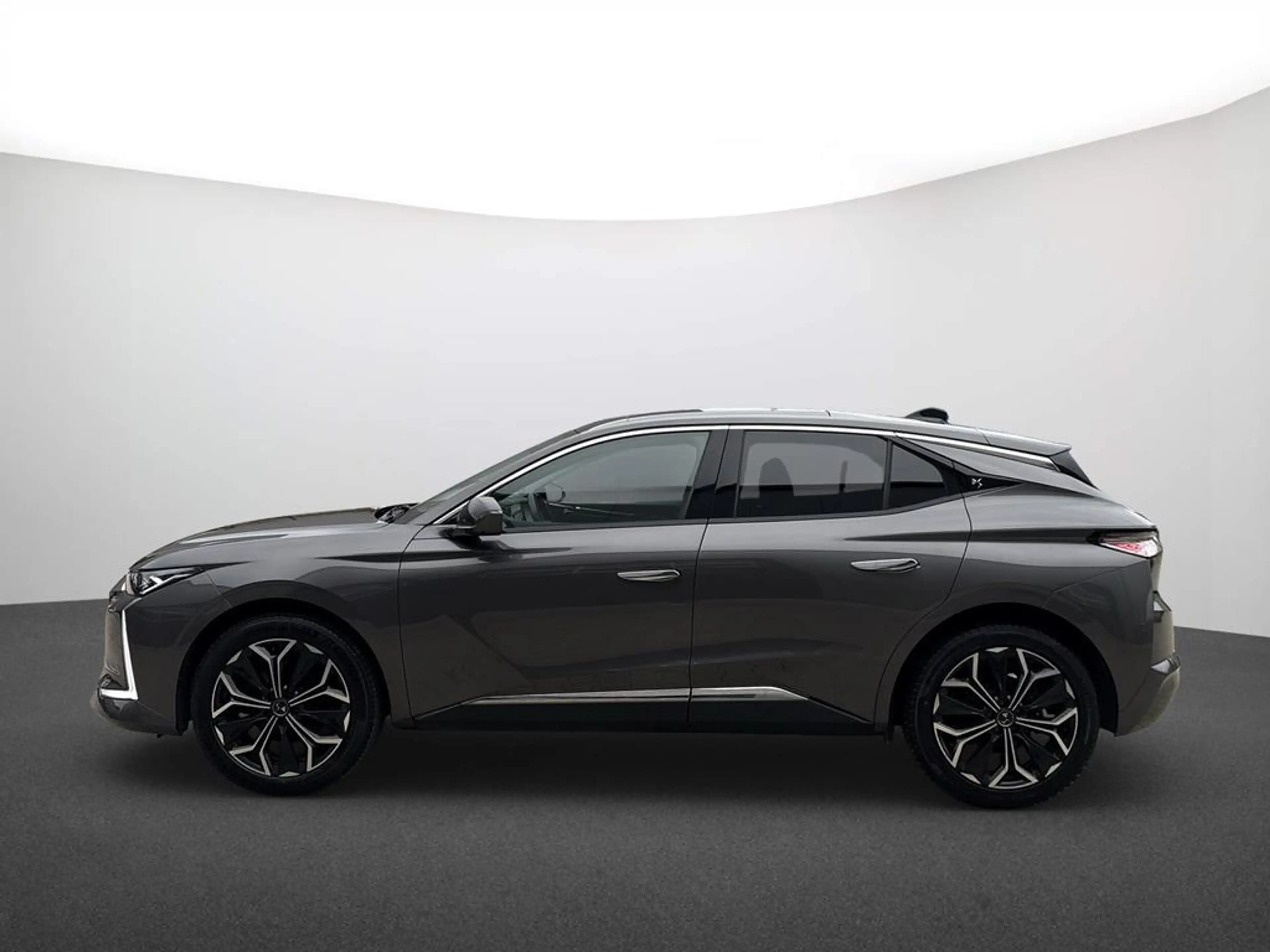 DS Automobiles DS 4 Opera — photo 4