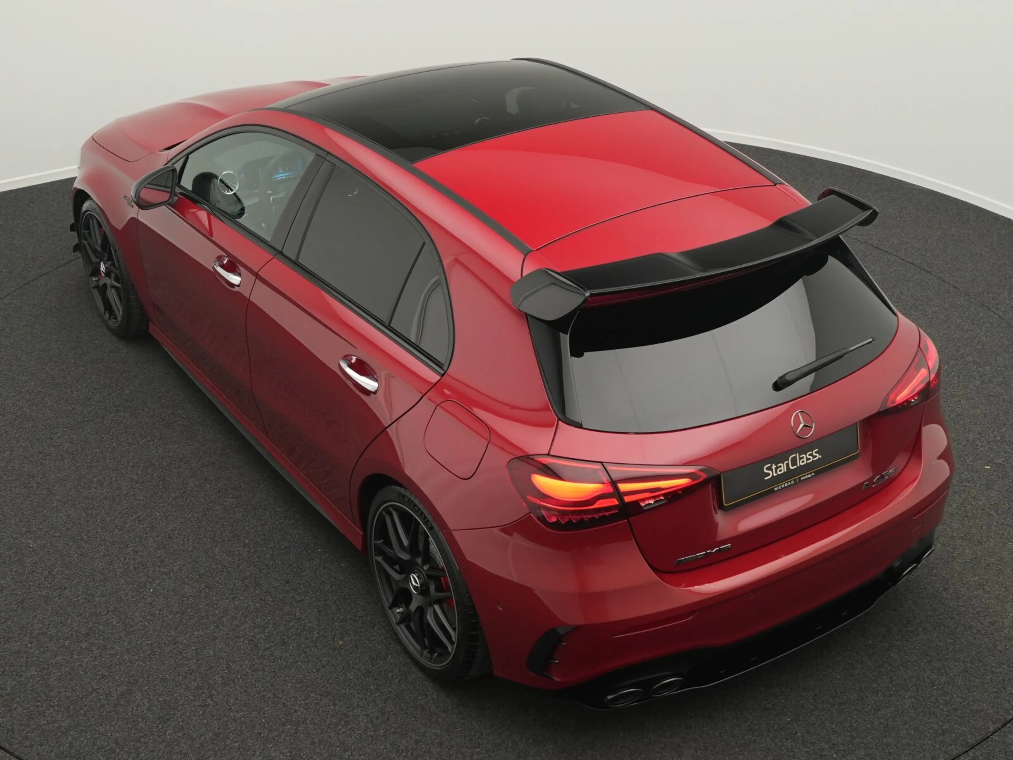 Mercedes-Benz A 45 AMG A 45 AMG S 4M Multi+Pano+Perf Sitze+Night+Burm LED — photo 13