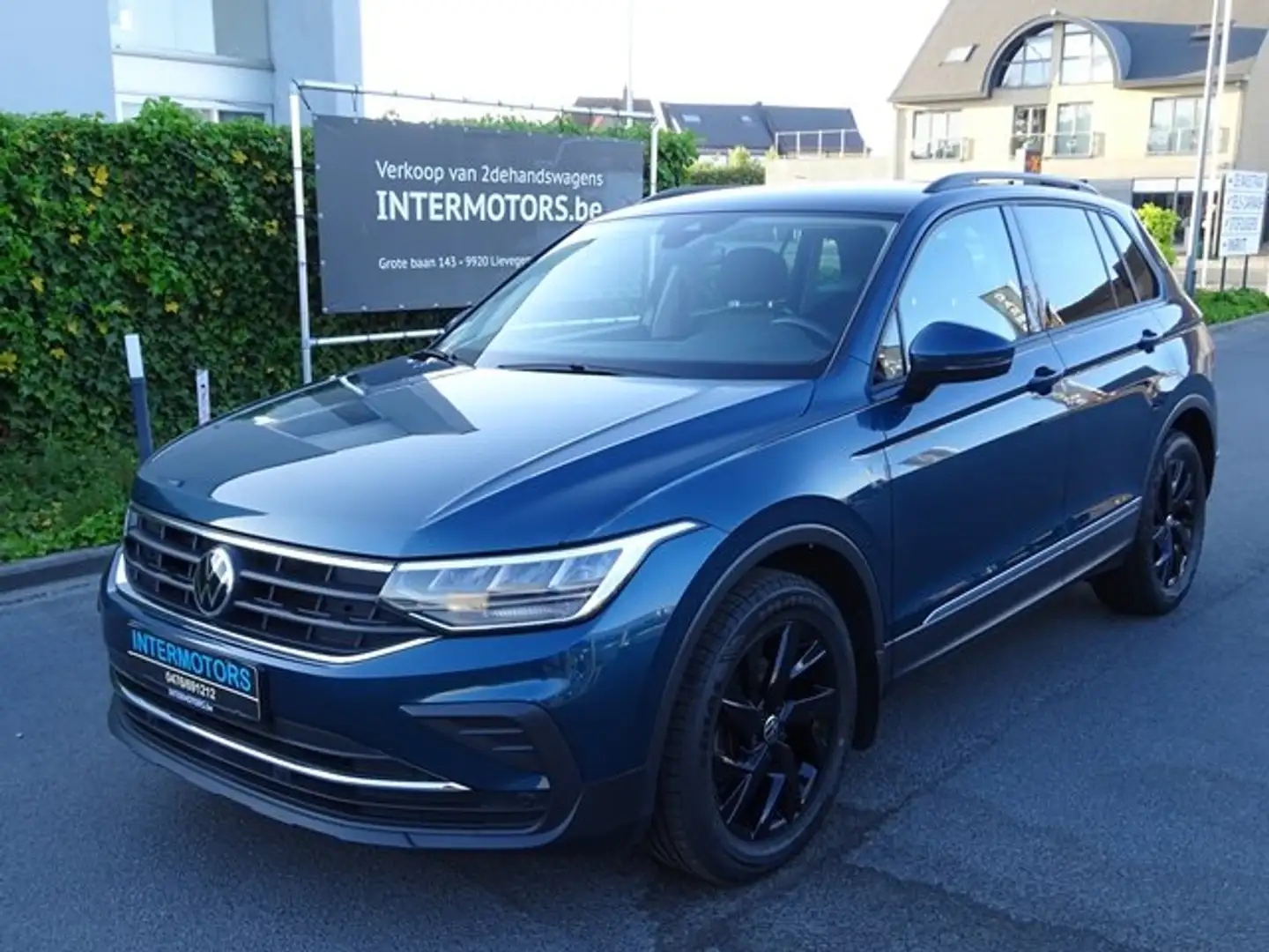 Volkswagen Tiguan 1.5 TSI Life  DSG+Wegklapbare trekhaak/ Carplay Blauw - 1