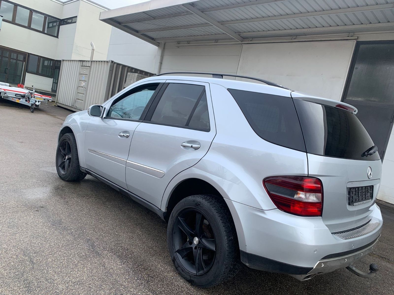 Mercedes-Benz ML 320 CDI Diesel  Bi-Xenon Ahk3,5t — photo 3