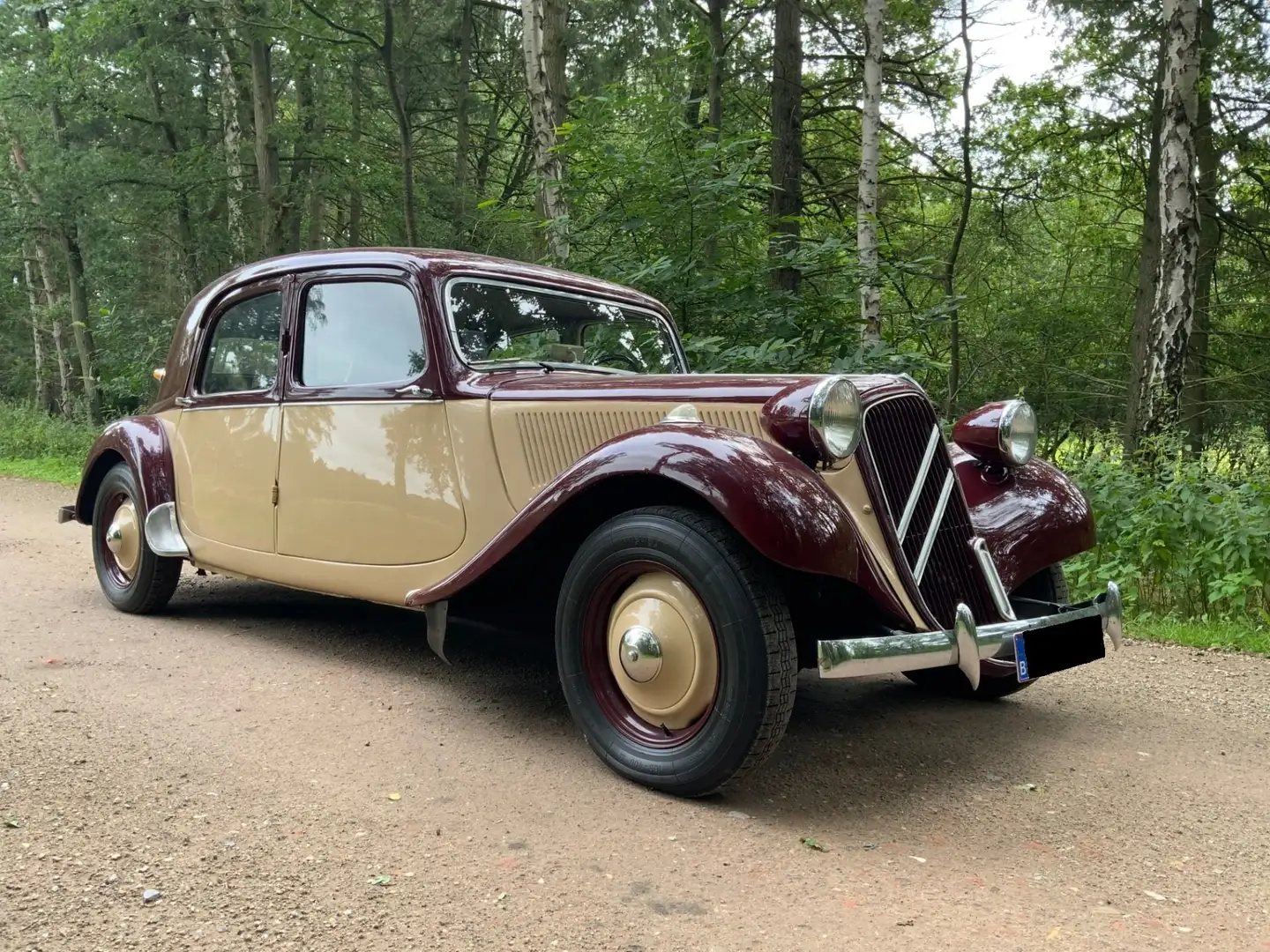 Citroen Traction 11B Red - 1