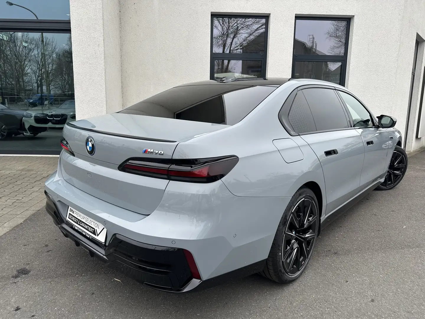 BMW i7 M70 xDrive M Perf.Paket SkyLounge Massage 360° Gris - 2