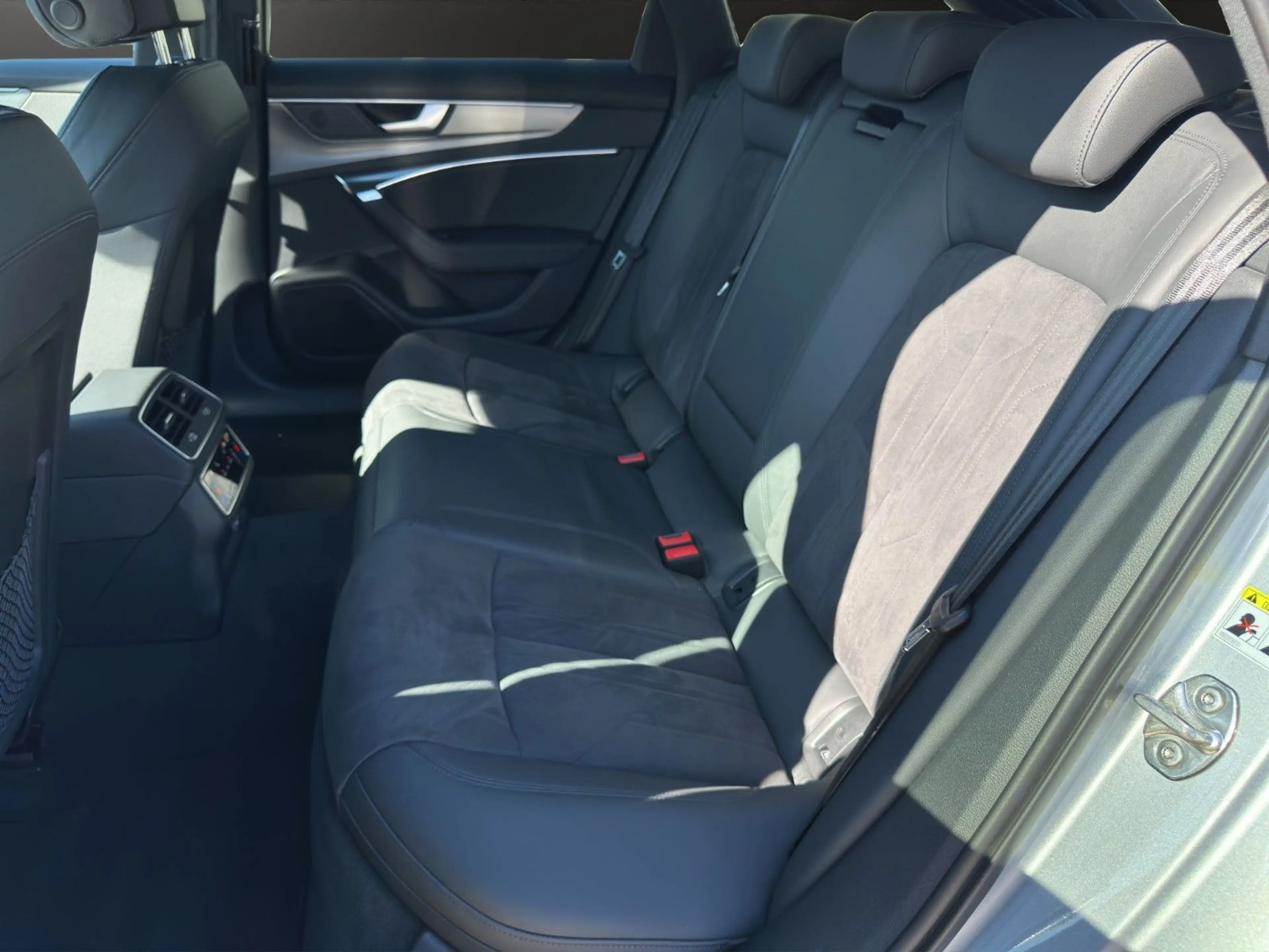 Audi A6 allroad 50 TDI qu. tiptr.  HD+STHZG+ALLRDLNKG — photo 12