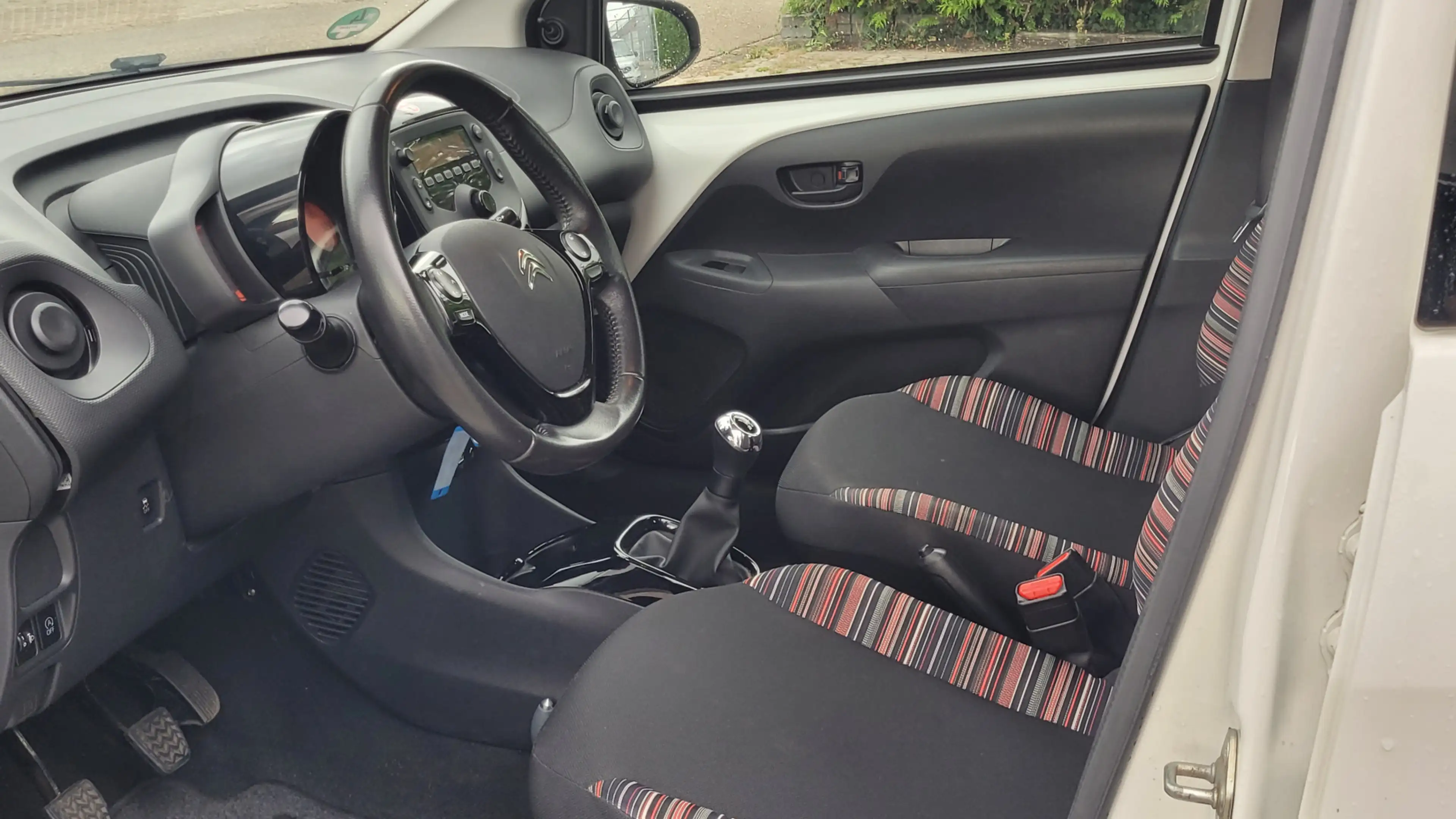 Citroen C1 1.0 VTi Feel AIRCO CRUISE — photo 11
