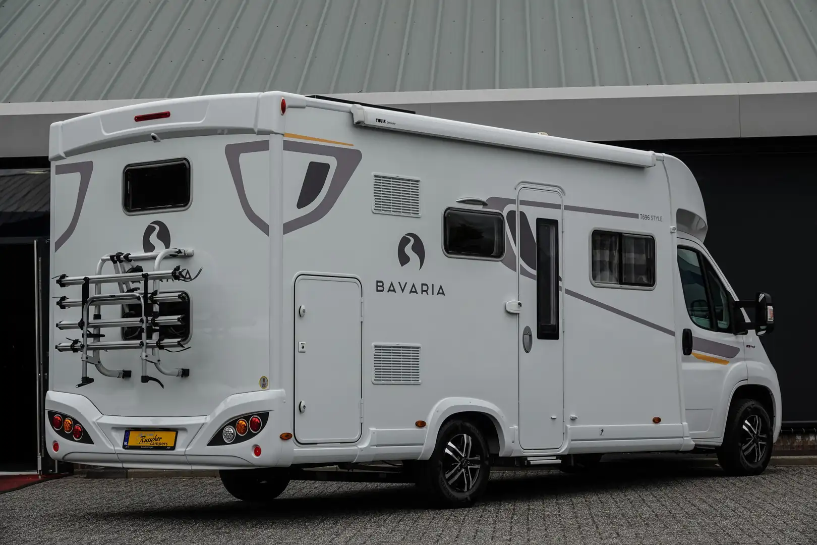 Overig Bavaria T696S 2.3 140Pk | 6-Persoons | Fietse Wit - 2