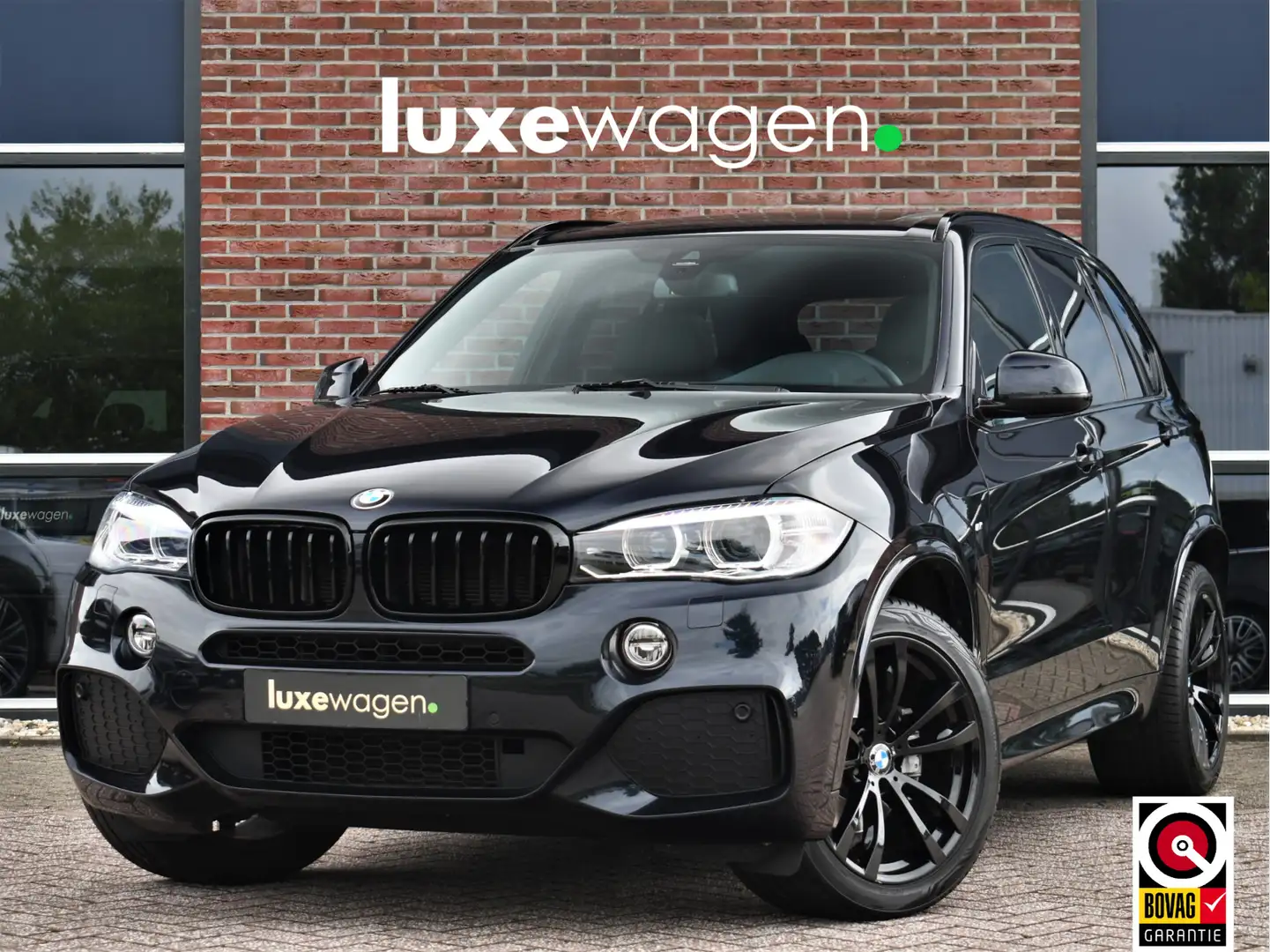 BMW X5 xDrive30d M-Sport Pano Comf-zetel Trekh 145dkm! Zwart - 1