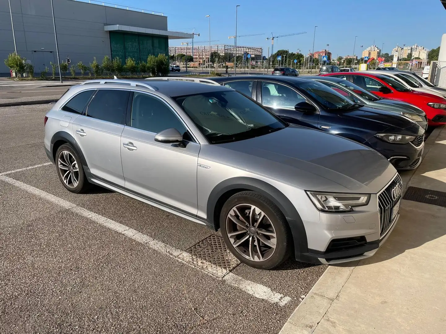Audi A4 allroad 2.0 tdi Business Evolution 190cv s-tronic - 1