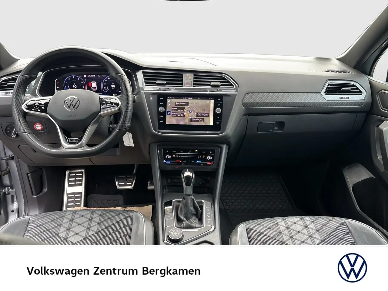 Volkswagen Tiguan Allspace 2.0 R-LINE 4X4 360°CAM ACC LM19 17
