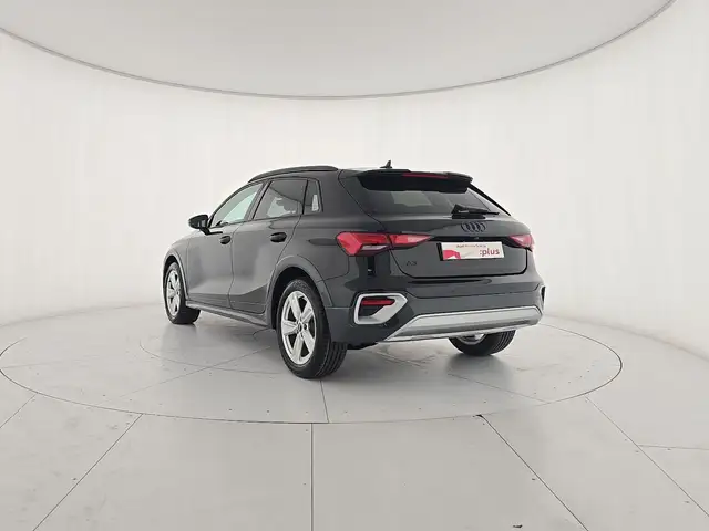 Audi A3 view 3