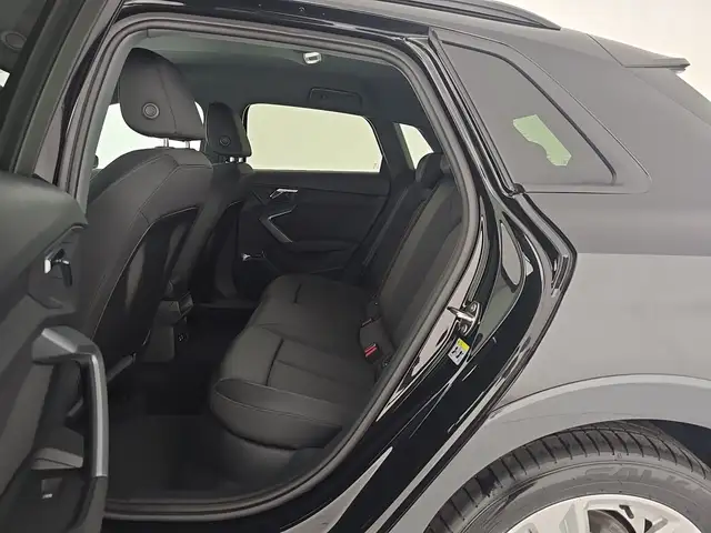 Audi A3 view 10