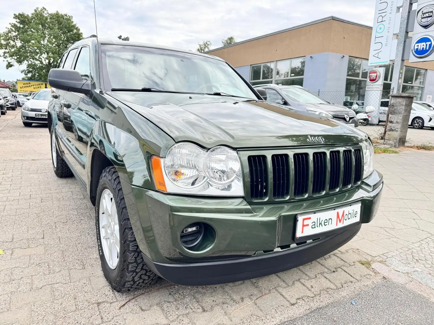Jeep Grand Cherokee 3.7 Laredo + 4x4 Klima Grün - 1
