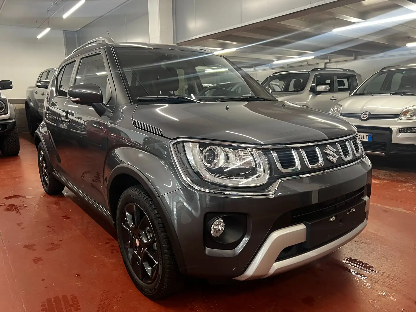Suzuki Ignis Ignis 1.2h Top 4wd allgrip *GANCIO TRAINO* Gris - 1